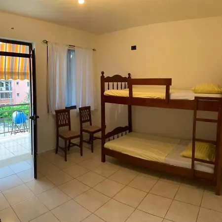 Apartment Velipoje 公寓 *